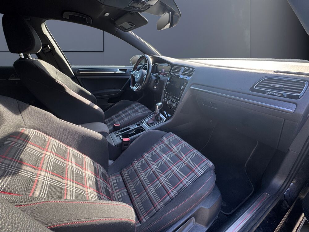 Golf 2.0 Tsi 245 ch GTI PERFORMANCE /Apple CarPlay/Si&egrave;ges Chauffa 2019 occasion 59000 Lille