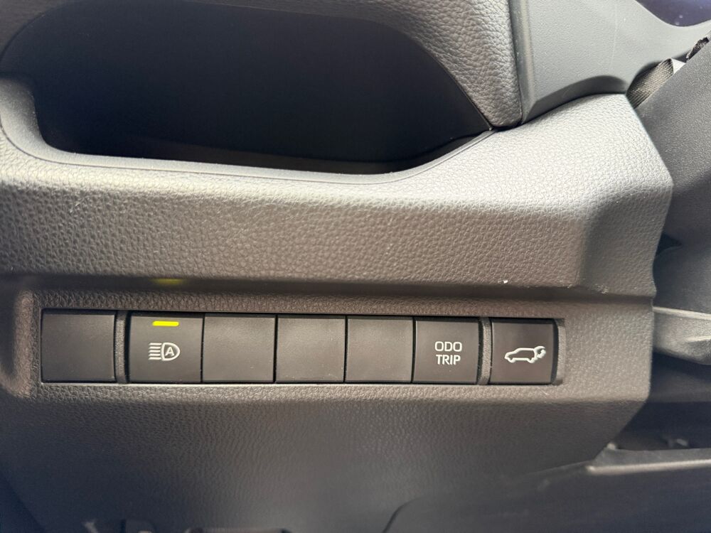 RAV 4 2.5 222 ch Hybrid Dynamic Awd-i Bva /Int&eacute;rieur Cuir 2023 occasion 77450 Montry