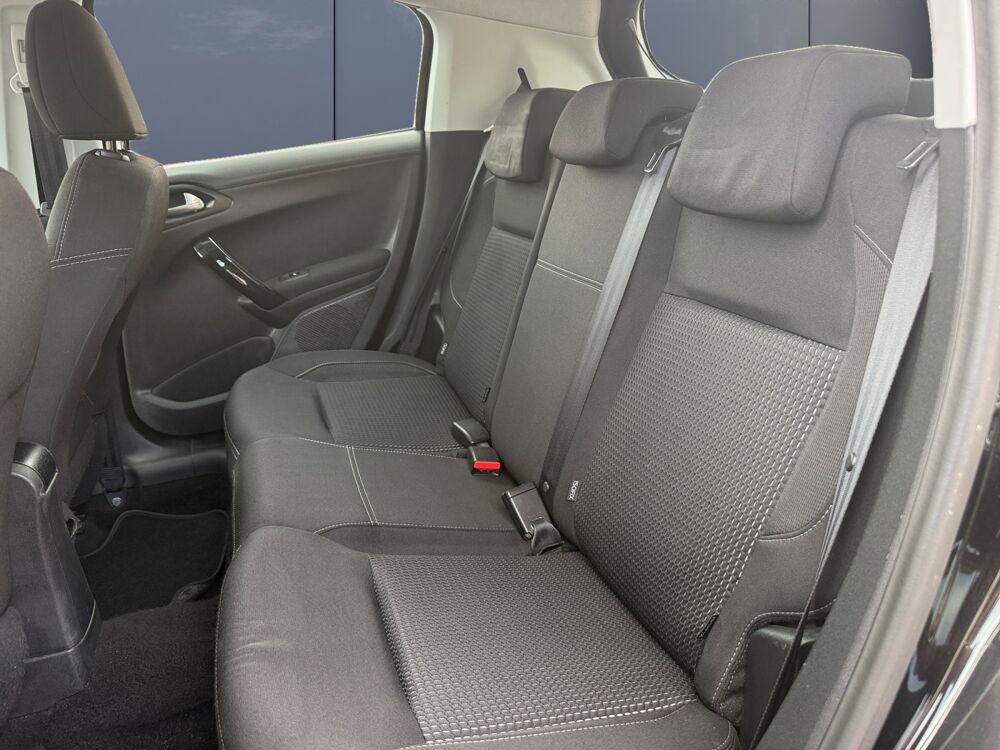 208 1.6 Bluehdi 100 ch Allure Business Phase 1 /Carplay/android 2017 occasion 14000 Caen