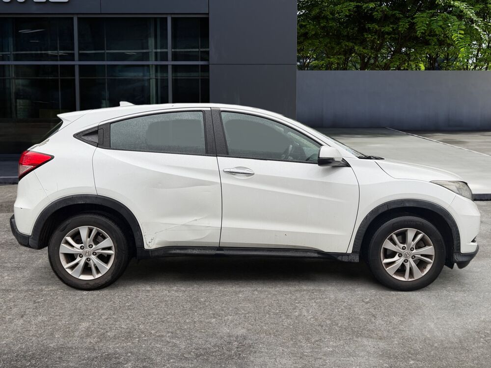 HR-V 1.5 i-VTEC 130 ch Elegance /Sieges chauffants/Entretien comp 2017 occasion 34000 Montpellier