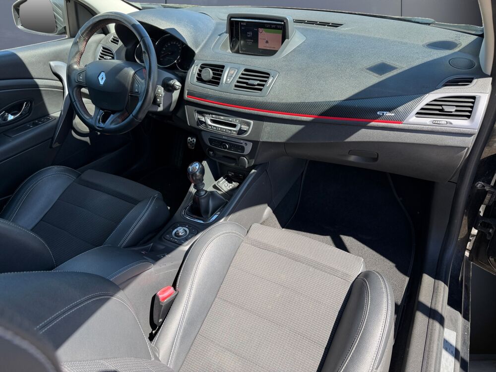 M&eacute;gane Coupe 1.5 Dci 110 ch Gt Line /Attelage/Suivi complet 2016 occasion 38300 Bourgoin-Jallieu