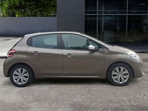 208 1.2 Vti 80 ch Urban Soul /Distri ok/Suivi complet entretiens 2013 occasion 43000 Le Puy-en-Velay