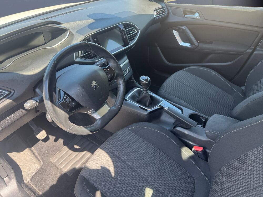 308 1.2 110 ch Active Business BVM6 /CarPlay/Distribution Neuve/ 2021 occasion 69340 Francheville