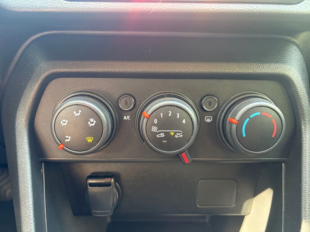 Sandero 1.0 SCe 65 ch /Climatisation/Feux automatiques/Regulateur de 2023 occasion 34000 Montpellier