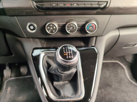 Kangoo Combi 1.3 Tce 130 Intens 2022 occasion 40230 saint vincent de tyrosse