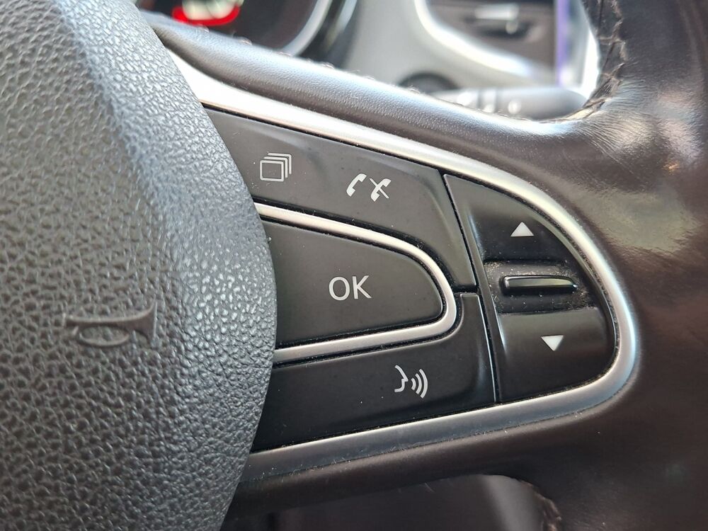 Espace 1.6 Dci Twin-turbo 160 ch Energy Intens Edc Bva /7 places/At 2016 occasion 43000 Le Puy-en-Velay