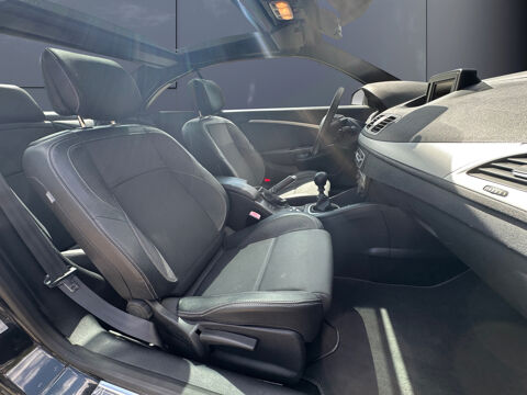 M&eacute;gane CC Cabriolet 1.4 Tce 130 ch Dynamique /Toit r&eacute;tractable &eacute;lec 2011 occasion 91410 Dourdan