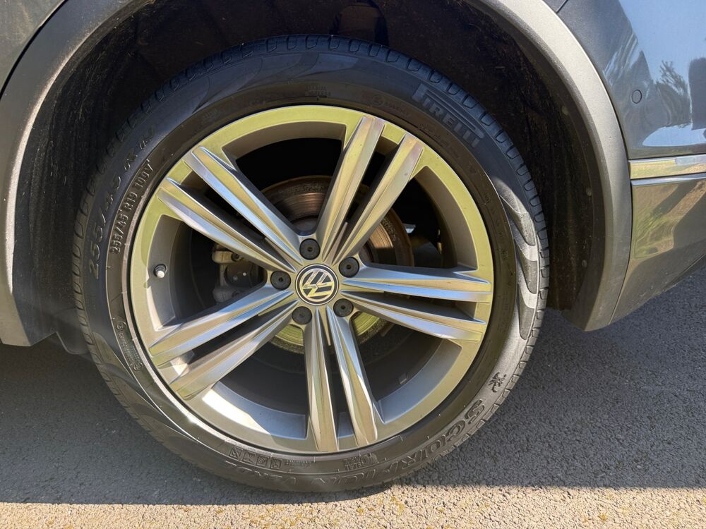 Tiguan 2.0 Tdi 150 ch R-Line Dsg 7 Bva /Crochet d'atelage/ Toit Pan 2019 occasion 14400 Bayeux
