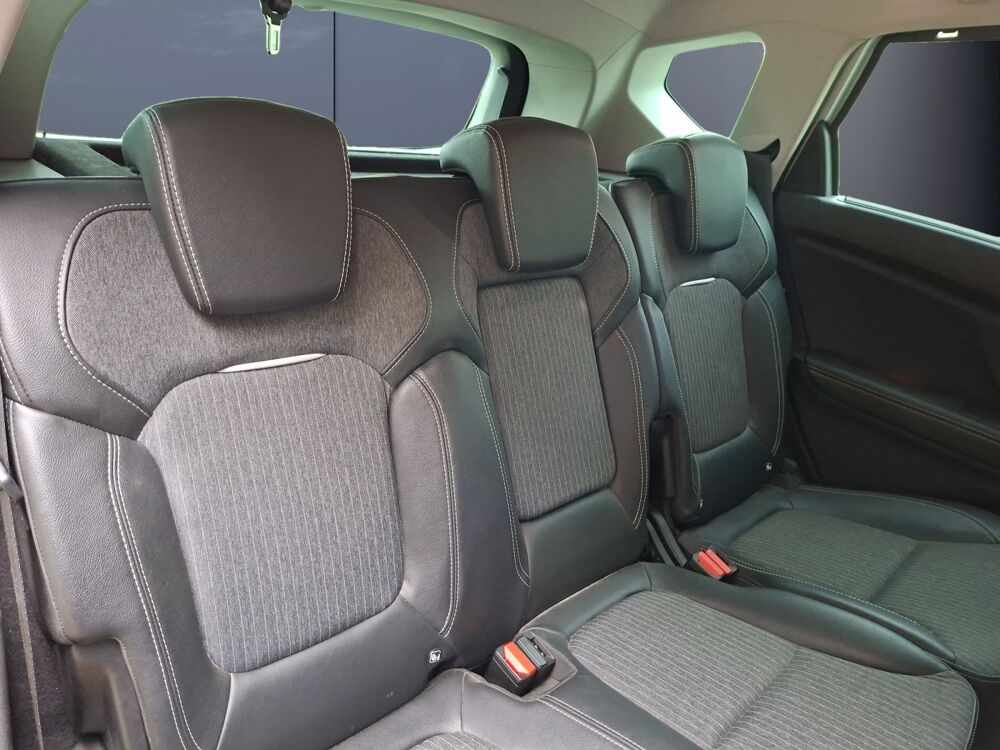 Sc&eacute;nic 1.3 Tce 140 ch Techno /1&egrave;re main/Cam&eacute;ra de recul/Carplay 2022 occasion 83170 Brignoles