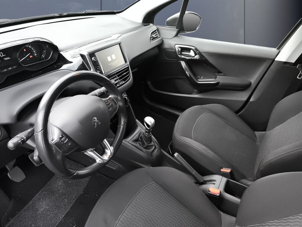 208 Generation-i 1.5 Bluehdi 100 ch Signature /Carplay&amp;Andro 2018 occasion 63500 Issoire