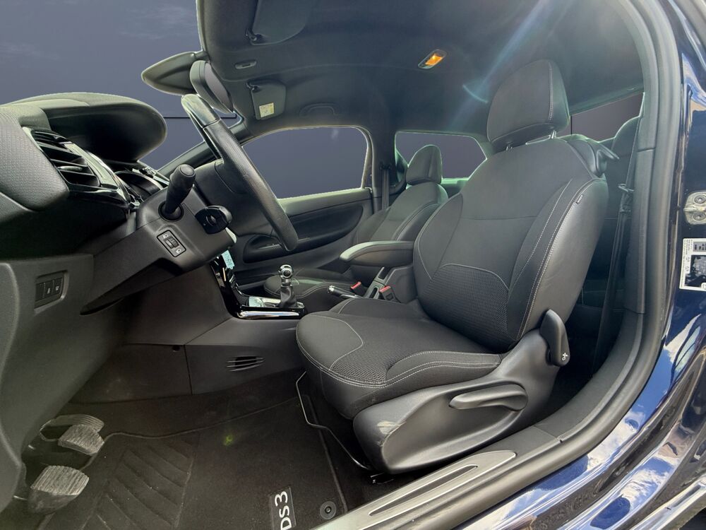 DS3 1.2 110ch Black Lezard Start-stop 2017 occasion 45200 Montargis
