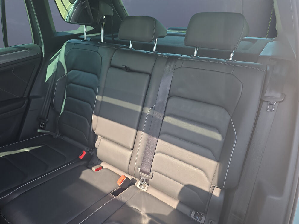 Tiguan 2.0 Bi-Tdi 240 ch 4motion R-Line DSG7 /Toit ouvrant panorami 2017 occasion 34500 B&eacute;ziers