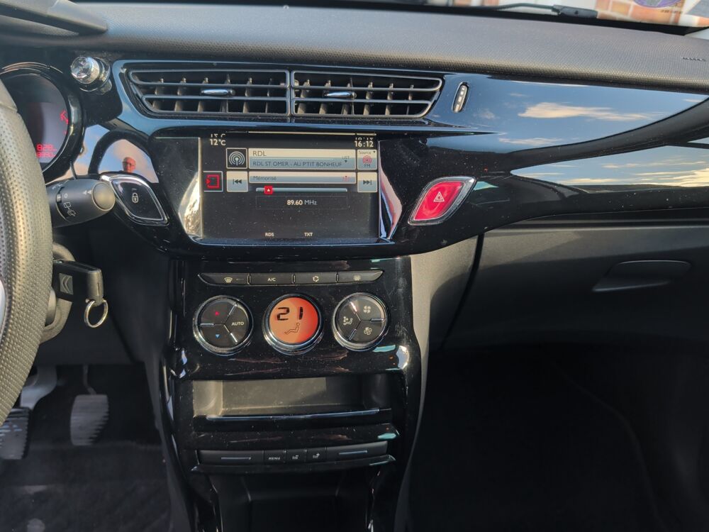 C3 Exclusive /110 Cv / Distribution remplac&eacute;e chez Citro&euml;n/ Pro 2016 occasion 62500 Saint-Omer