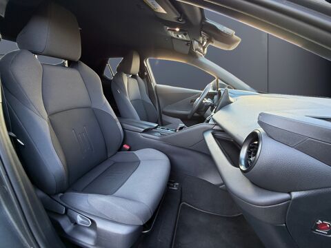 C-HR 1.8 140 ch Hybride Design 4x2 Bva /CarPlay/Pack Confort/Cam&eacute; 2024 occasion 44800 Saint-Herblain