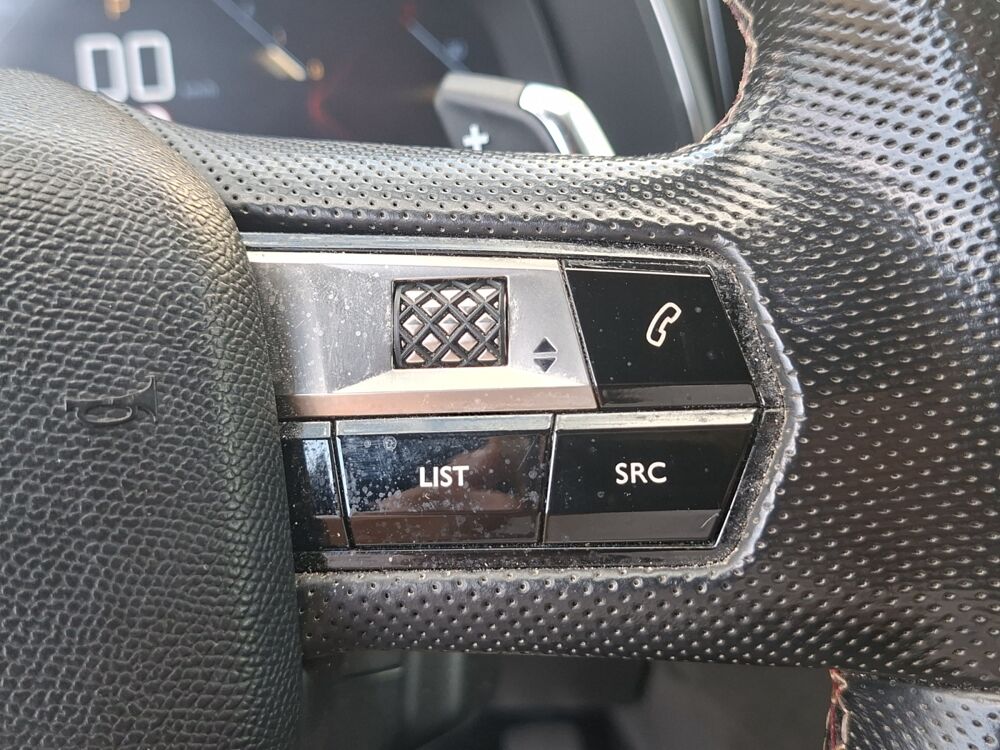 DS7 2.0 Bluehdi 180 ch Performance Line Bva /1&egrave;re main/Suivi com 2018 occasion 43000 Le Puy-en-Velay