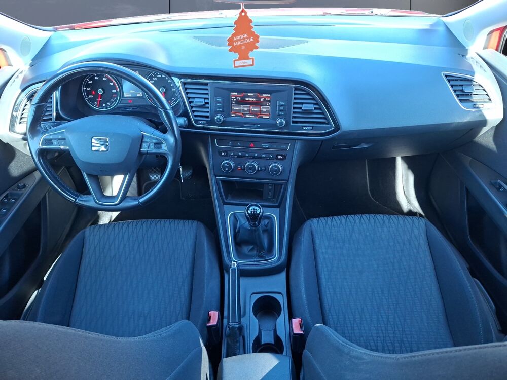Leon 1.2 Tsi 110 ch Style Start-stop /Si&egrave;ges chauffants / Radars 2016 occasion 43000 Le Puy-en-Velay