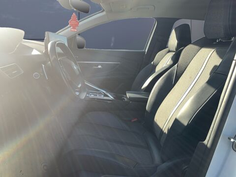 3008 Generation-ii 1.6 225h 180 Hybrid Phev Allure Pack E-eat8 Bv 2021 occasion 60440 Nanteuil-Le-Haudouin