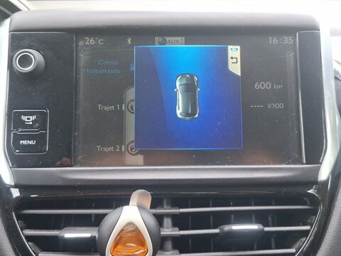 208 1.2 Vti 80 ch Urban Soul /Distri ok/Suivi complet entretiens 2013 occasion 43000 Le Puy-en-Velay