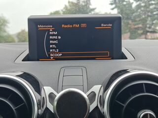 A1 1.6 Tdi 90 ch S-line S-tronic Bva /X&eacute;non Plus / Feux LED / S 2011 occasion 43000 Le Puy-en-Velay