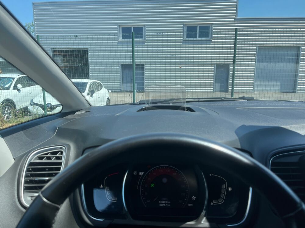 Sc&eacute;nic 1.5 Dci 110 ch Intens Edc Bva /GPS/Semi-cuir/Climatisation a 2018 occasion 74200 Thonon-les-Bains