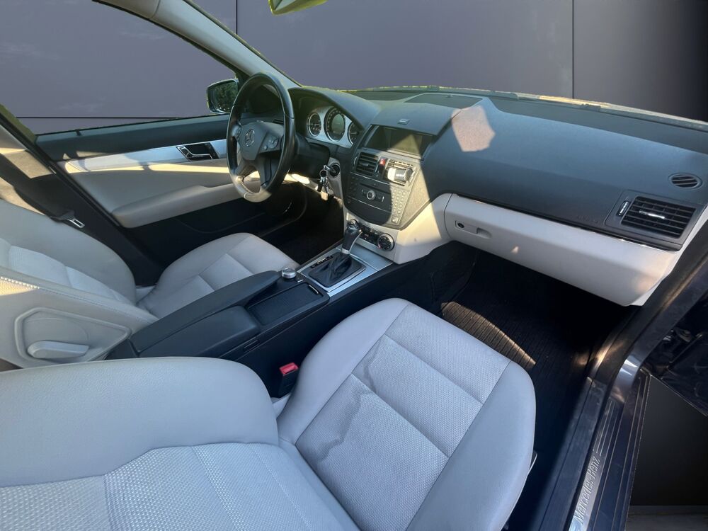 Classe C 200 Cdi 135 ch Avantgarde Pack Luxe Bva /Si&egrave;ges Semi Cuir Ch 2009 occasion 74200 Thonon-les-Bains