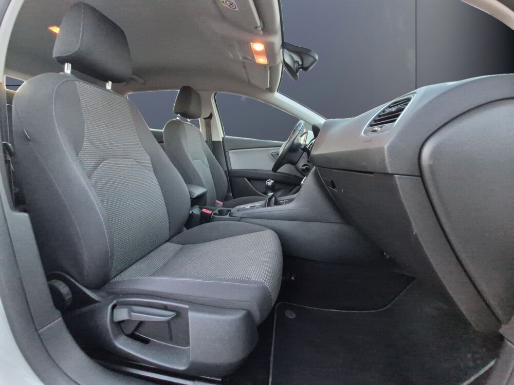 Leon 1.6 Tdi 115 ch Style /Pack plus/Cam&eacute;ra de recul 2017 occasion 41700 Le Controis en Sologne