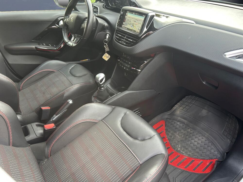 208 Bluehdi 120 ch Gt Line /GPS/Cam&eacute;ra/Bluetooth 2016 occasion 86000 Poitiers