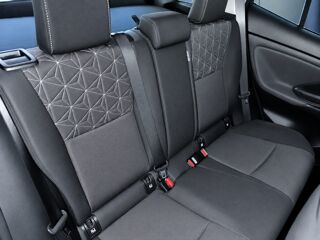 Yaris Cross 1.5 116 ch 90 Hybrid Full-hybrid 0.8kwh Collection Awd-i 4x4 2022 occasion 63500 Issoire
