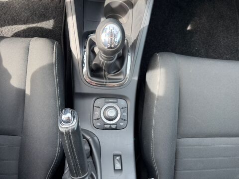M&eacute;gane TCE 116 ch Energy Limited /2&egrave;me main/ Attelage 2015 occasion 38300 Bourgoin-Jallieu