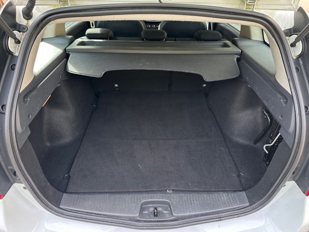 Logan Mcv 0.9 Tce 90 ch Laureate /Carplay/Climatisation/Direction 2015 occasion 91410 Dourdan