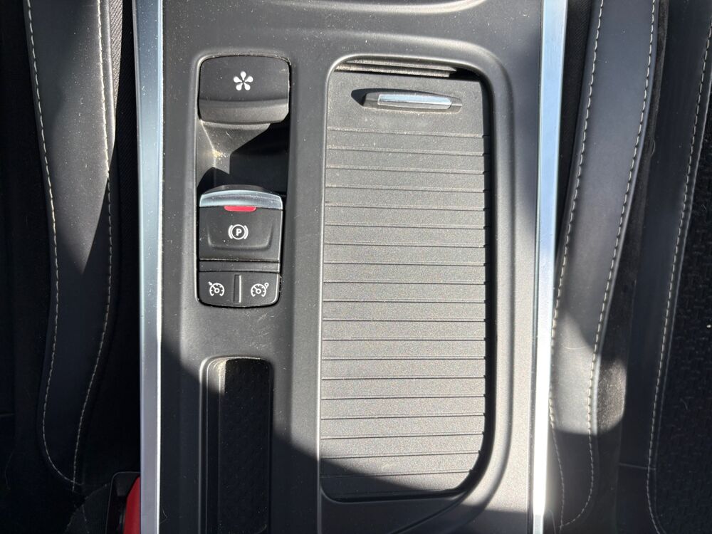 M&eacute;gane Estate 1.5 Dci 110 ch Intens /Carplay/Cam&eacute;ra de recul/Regula 2017 occasion 17000 La Rochelle