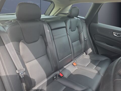 XC60 2.0 T6 Recharge AWD 253 ch + 87 ch Geartronic 8 Inscription 2021 occasion 34500 B&eacute;ziers