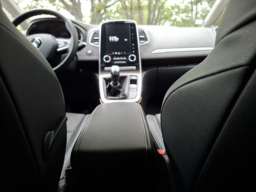 Sc&eacute;nic 1.3 Tce 140 ch Techno /1&egrave;re main/Cam&eacute;ra de recul/Carplay 2022 occasion 83170 Brignoles