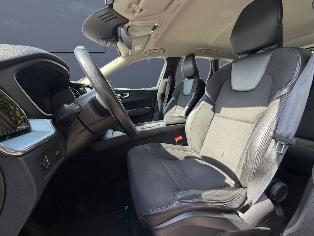 XC60 Summum D5 AWD 235 ch Geartronic 6 /Entretien Complet Volvo 2018 occasion 34000 Montpellier