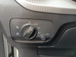 Q2 1.6 30 Tdi 115 ch Business Design S-tronic /Cam&eacute;ra de Recul/ 2021 occasion 40100 Dax