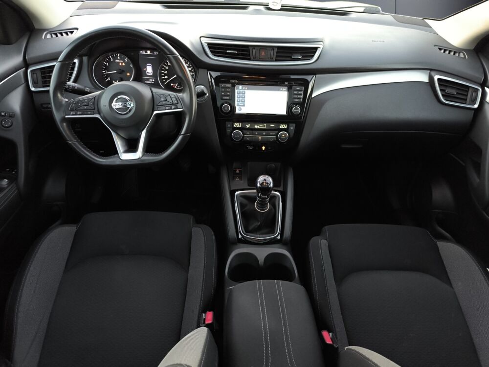 Qashqai 1.2 Digt 115 ch N-Connecta /Toit panoramique/Barre de toit/ 2018 occasion 63500 Issoire