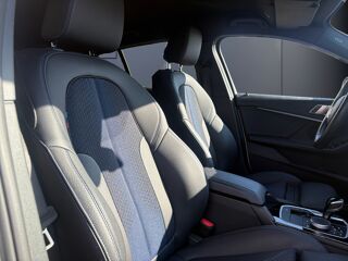 S&eacute;rie 1 118i 136 ch M-sport Dkg /Suivi complet/Camera/Carplay 2021 occasion 43120 Monistrol-sur-Loire