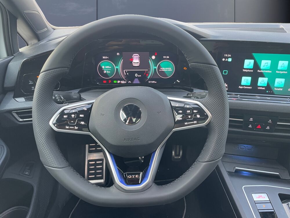 Golf VIII PHEV 1.4 eHybrid 245 ch GTE DSG6 /Attelage/Entretien &agrave; 2021 occasion 30000 N&icirc;mes