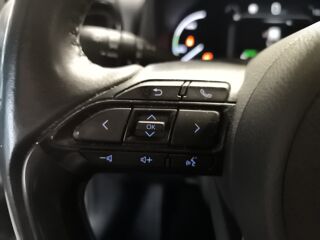 Yaris Cross 1.5 116 ch 90 Hybrid Full-hybrid 0.8kwh Collection Awd-i 4x4 2022 occasion 63500 Issoire