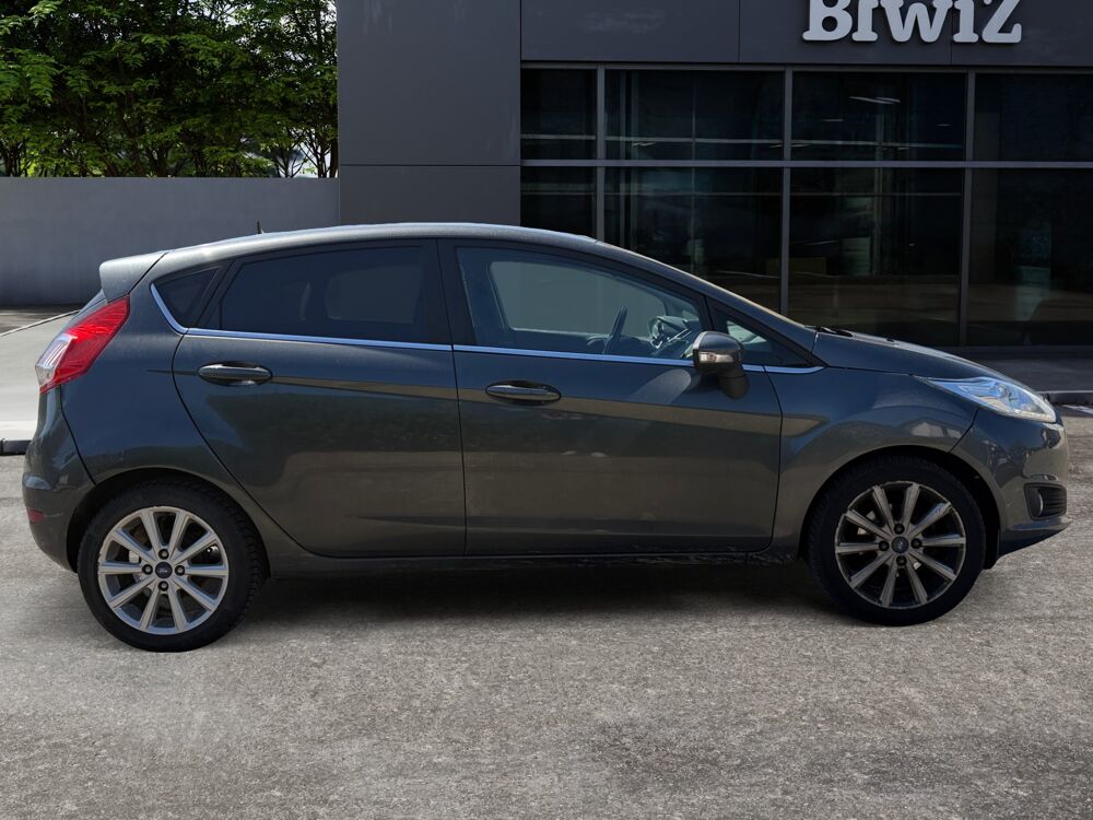 Fiesta 1.5 Tdci 95 ch titanium / Possibilit&eacute; 5 places / 1&egrave;re Main 2016 occasion 01150 Blyes