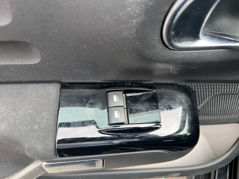 C3 1.2 Puretech 82 ch C-Series /CarPlay 2022 occasion 56100 Lorient