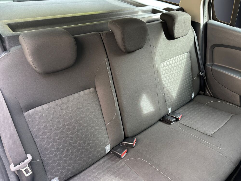 Logan Mcv 0.9 Tce 90 ch Laureate /Carplay/Climatisation/Direction 2015 occasion 91410 Dourdan