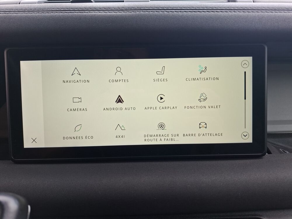 Defender Hardtop Societe 110 3.0 D250 250 ch Mhev SE 4wd Bva /Tva r&eacute;c 2023 occasion 43000 Le Puy-en-Velay