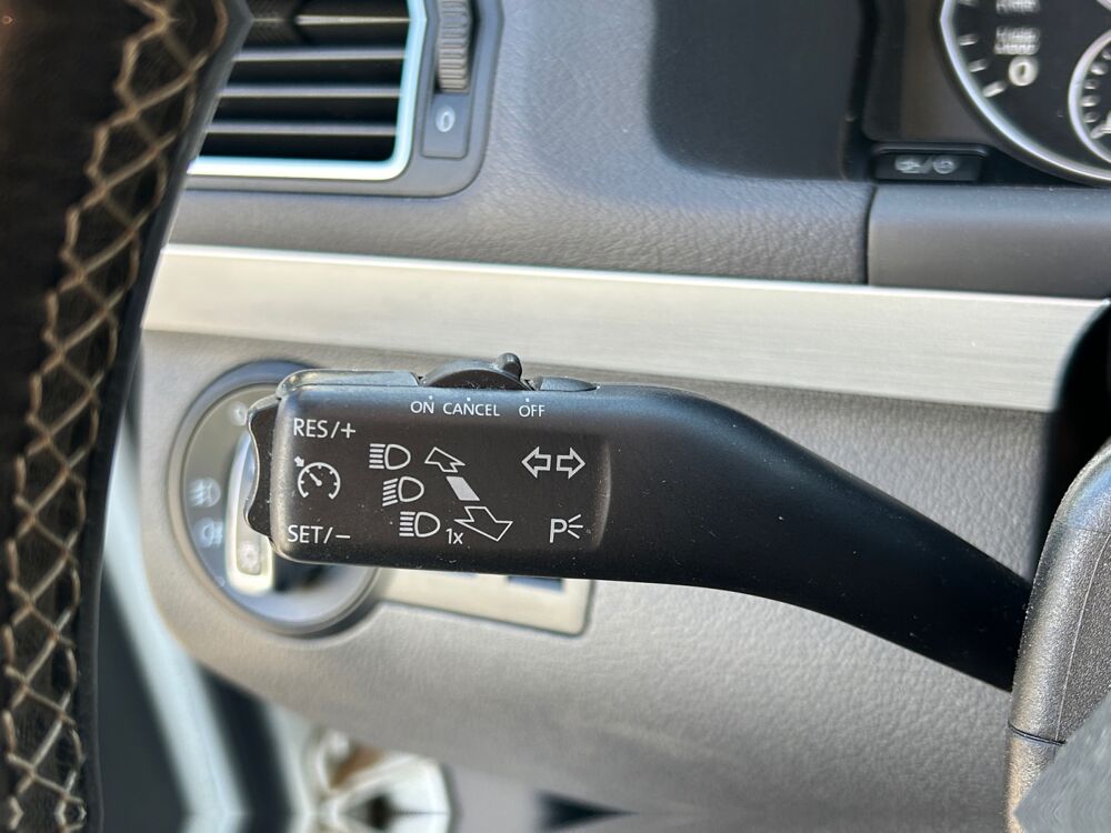 Touran 1.6 TDI 105 ch Cup /2&egrave;me main/Suivi Volkswagen/Radar de recu 2014 occasion 94600 Choisy-le-Roi