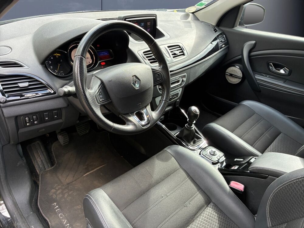 M&eacute;gane 1.6 Dci 130 ch Energy Bose /Cam&eacute;ra de recul/GPS/R&eacute;gulateur d 2015 occasion 19000 TULLE
