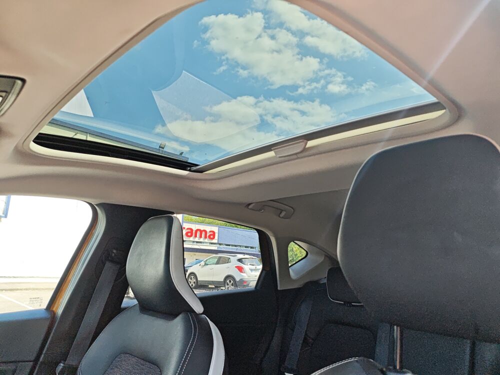 Captur 1.6 E-Tech Plug-in Hybrid 160ch Intens /1&egrave;re main/ Carplay e 2020 occasion 35000 Rennes