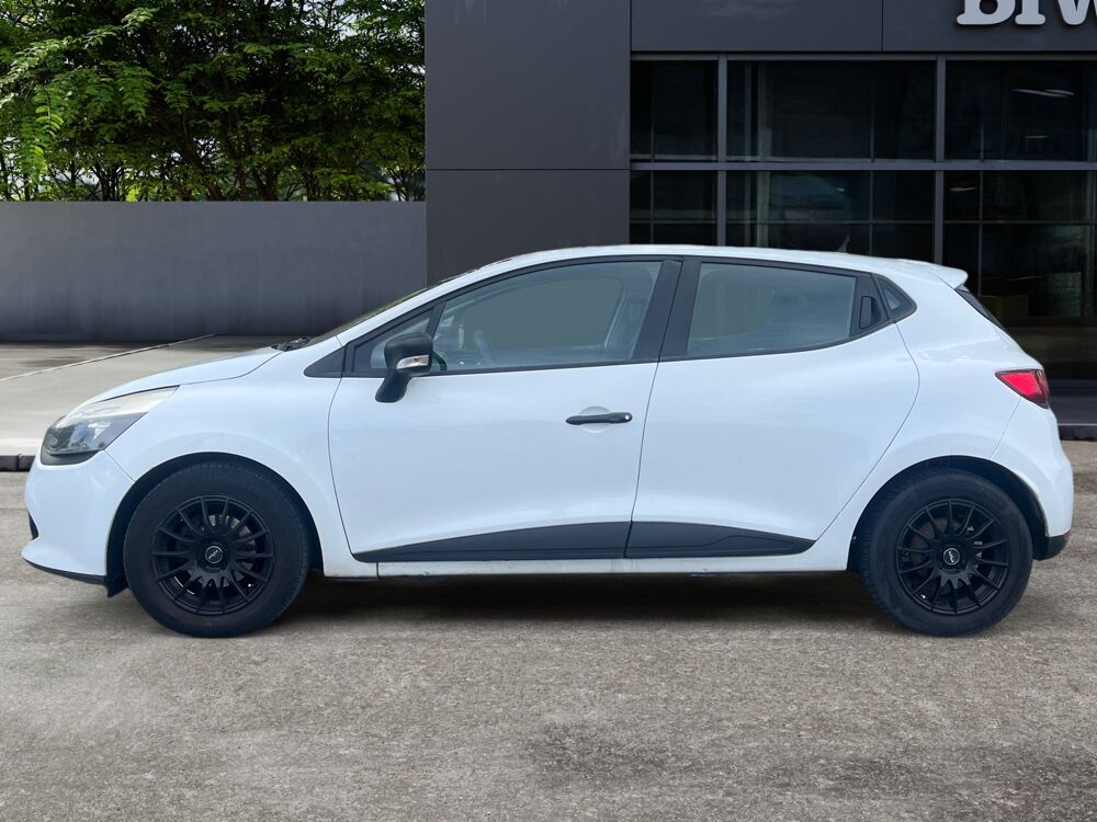 Clio 4 IV 1.5 DCi 90ch Societ&eacute; /Clim/Bluetooth/Distribution OK/En 2014 occasion 74200 Thonon-les-Bains