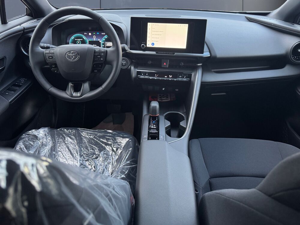 C-HR Hybride Rechargeable 225 ch PHEV Design /V&eacute;hicule Neuf 16 km 2025 occasion 92000 Nanterre