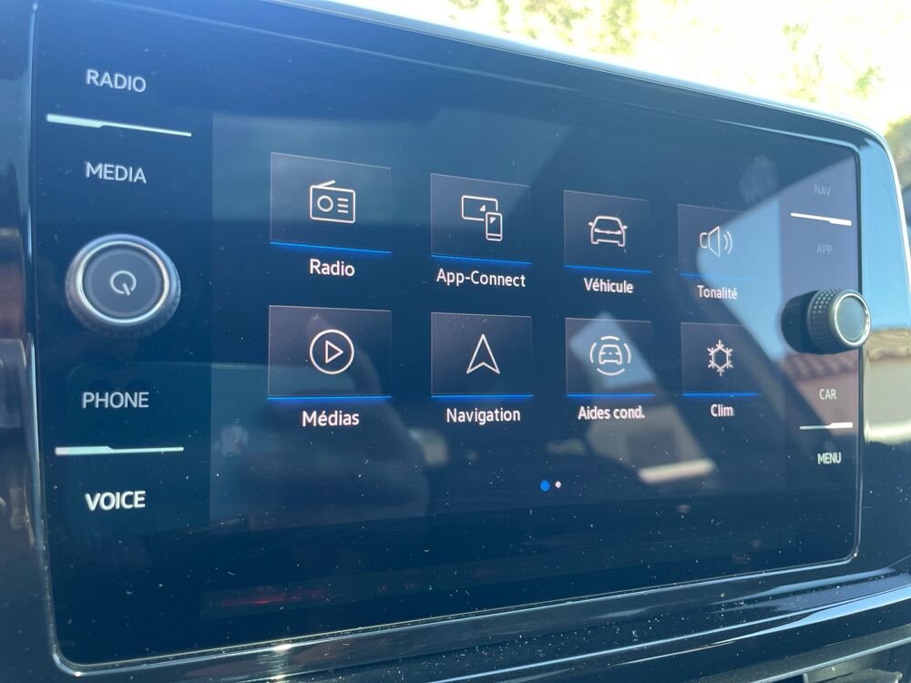 T-ROC 1.5 Tsi 150 ch R-line Dsg7 /Toit ouvrant/Attelage/Entretien 2023 occasion 30000 Nimes