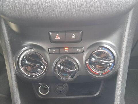 208 1.2 Vti 80 ch Urban Soul /Distri ok/Suivi complet entretiens 2013 occasion 43000 Le Puy-en-Velay